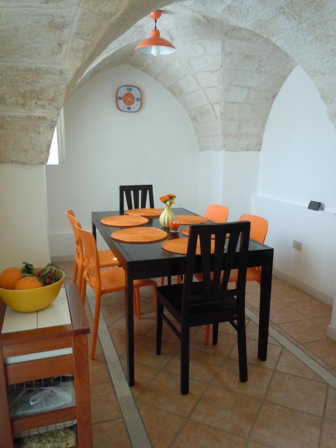 Casa Josephina - Three Level Stone Home With Balcony, 2 Roof Terraces & Sea Views Ostuni Exterior foto