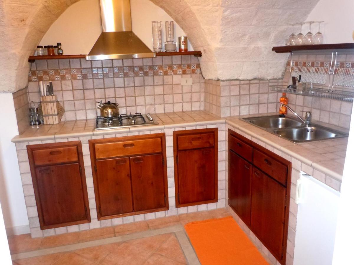 Casa Josephina - Three Level Stone Home With Balcony, 2 Roof Terraces & Sea Views Ostuni Exterior foto