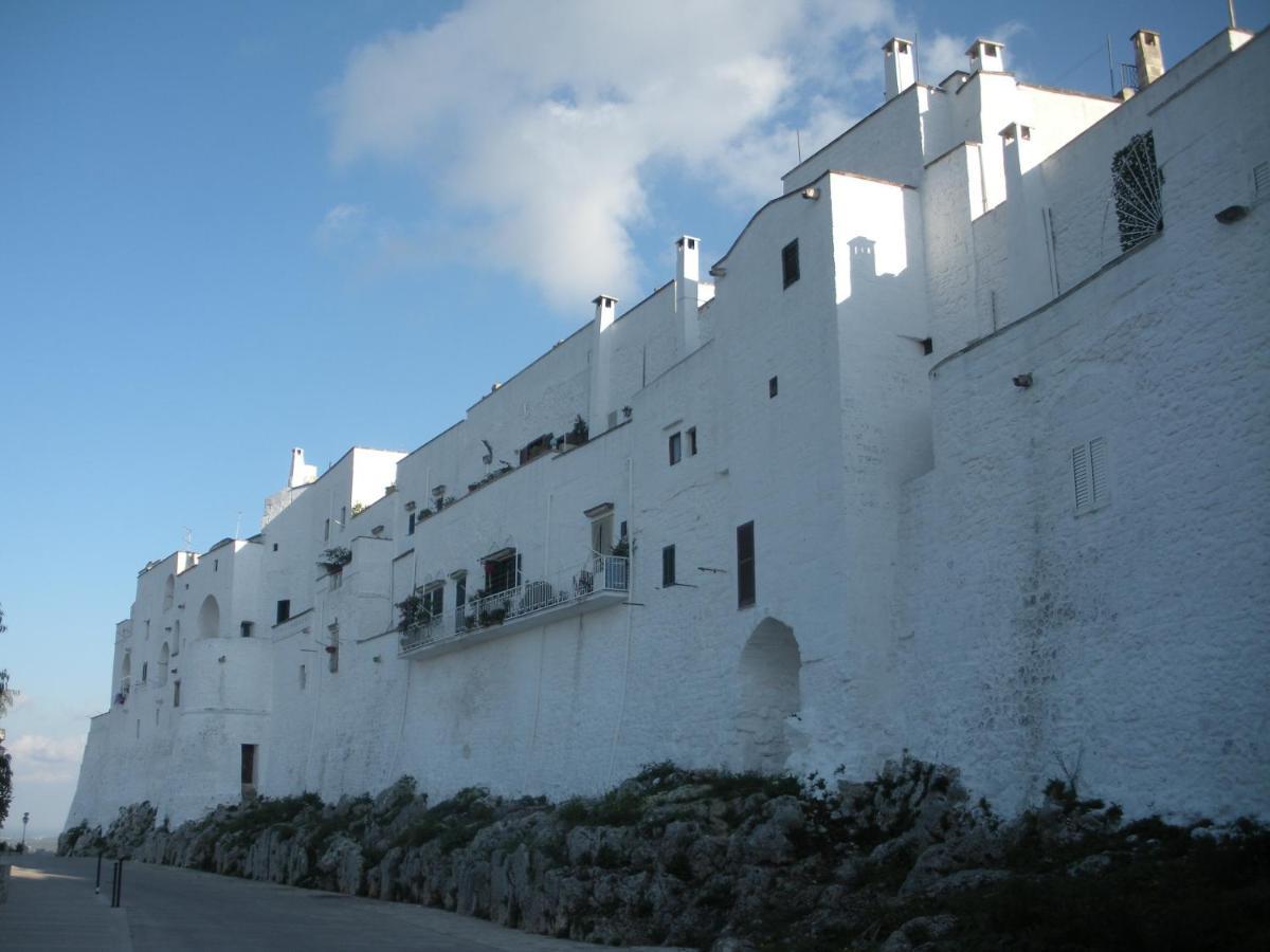 Casa Josephina - Three Level Stone Home With Balcony, 2 Roof Terraces & Sea Views Ostuni Exterior foto
